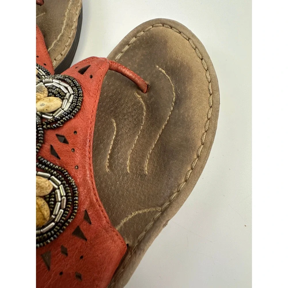 Clarks Artisan Sandals Red Leather Beaded Boho Thong Wedge Women 9M